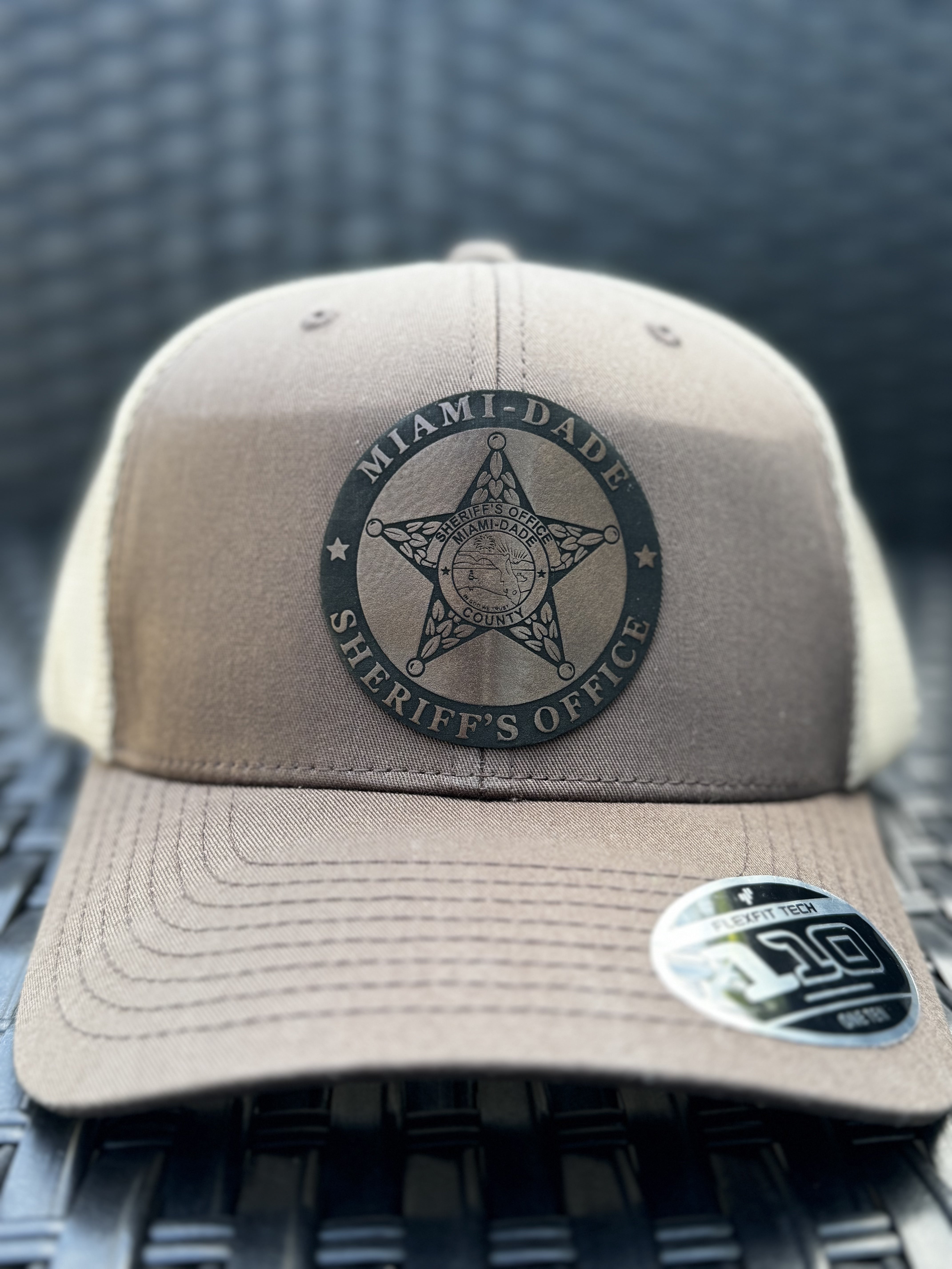 MDSO PATCH MESH TWO COLOR SNAPBACK