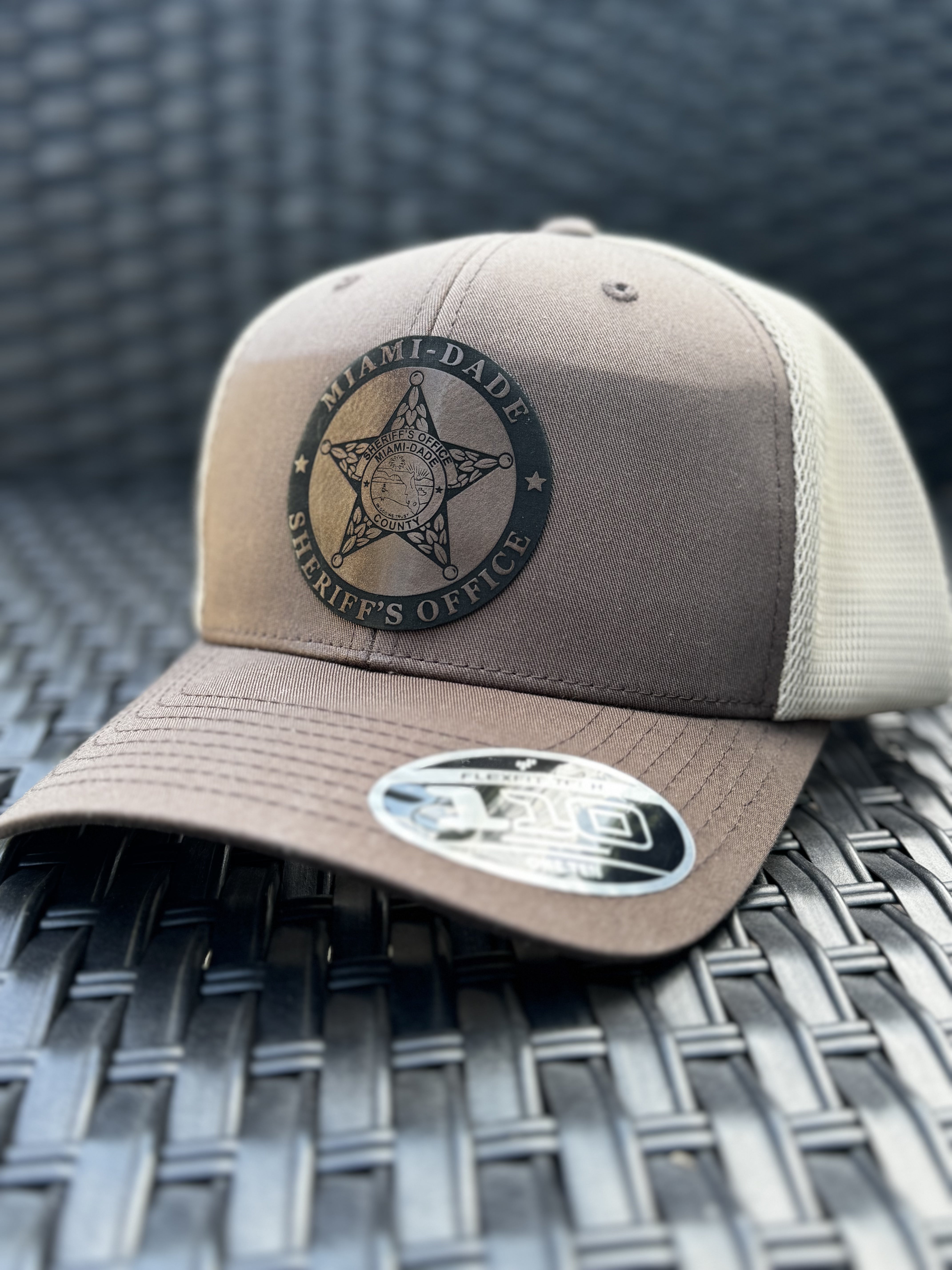 MDSO PATCH MESH TWO COLOR SNAPBACK