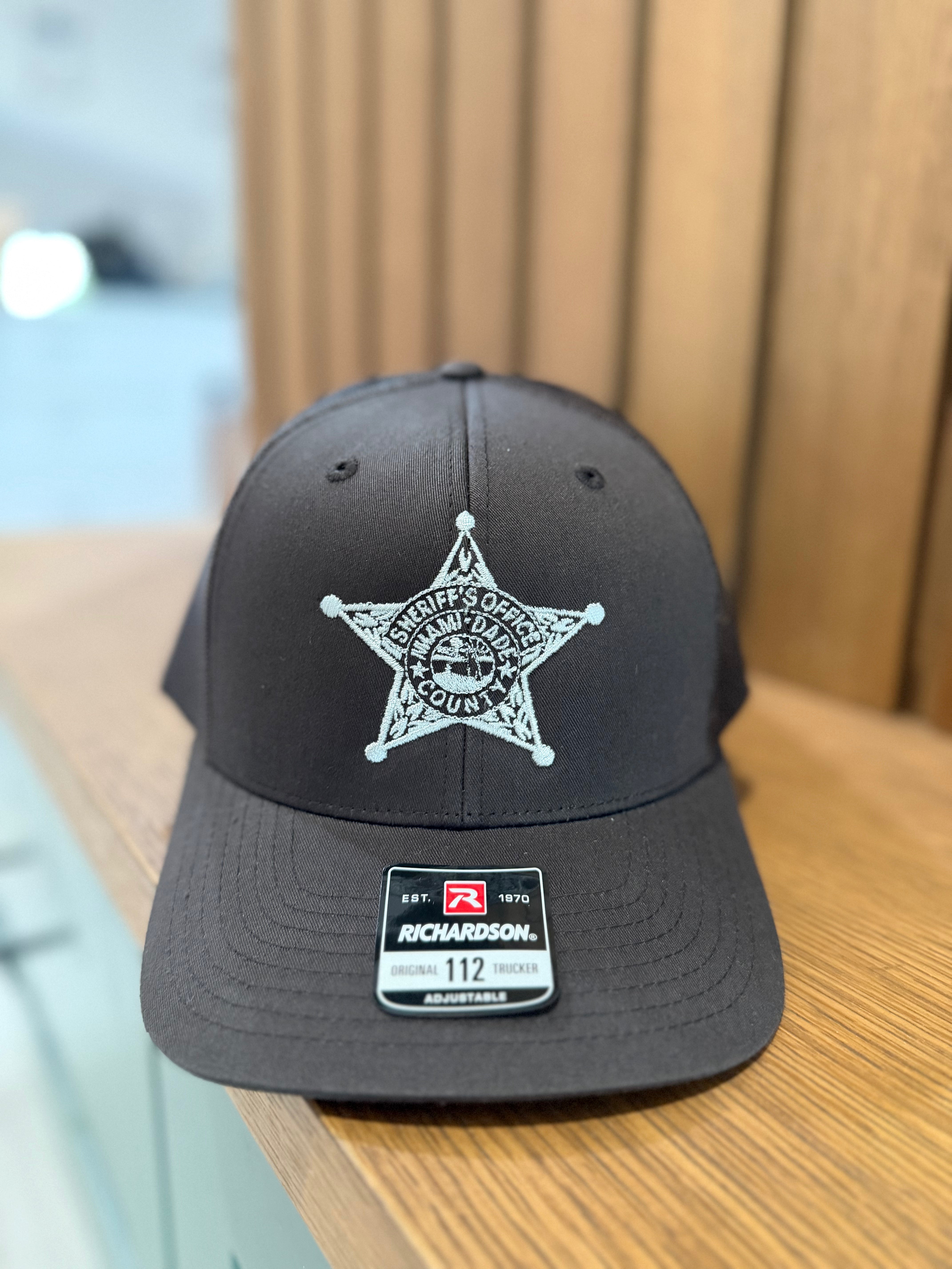 MIAMI-DADE SHERIFF'S OFFICE: RICHARDSON MESH SNAPBACK: SILVER STAR